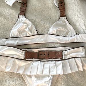 BEACH BUNNY SKIRTED TWO-PIECE bikini